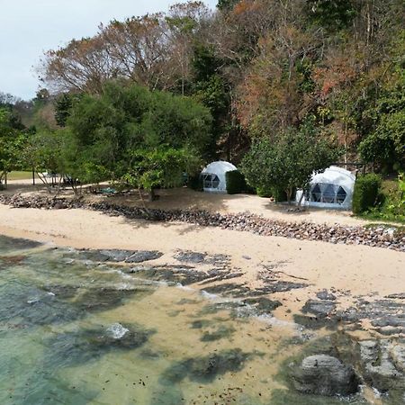 ホテル Touch Glamping Koh Yao Noi ทัช แกรมปิ้ง เกาะยาวน้อย エクステリア 写真