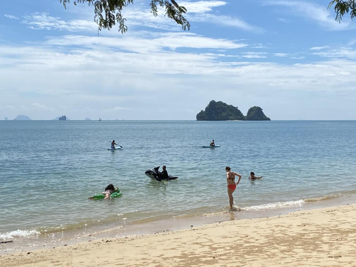 ホテル Touch Glamping Koh Yao Noi ทัช แกรมปิ้ง เกาะยาวน้อย エクステリア 写真