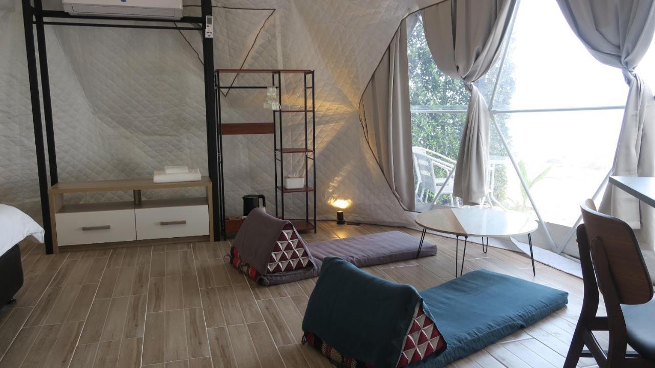 ホテル Touch Glamping Koh Yao Noi ทัช แกรมปิ้ง เกาะยาวน้อย エクステリア 写真