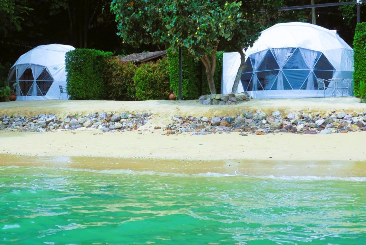 ホテル Touch Glamping Koh Yao Noi ทัช แกรมปิ้ง เกาะยาวน้อย エクステリア 写真